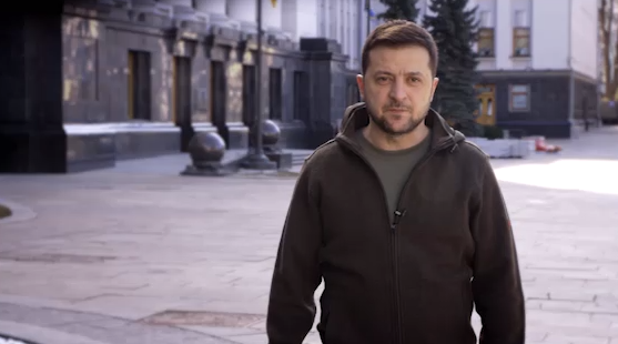Zelensky on Putin's nuclear threats: "It's a bluff.