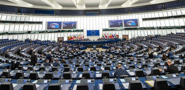 European Parliament Recommends Granting Ukraine EU Membership Candidate Status