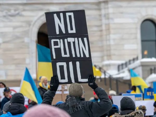 Bloomberg: The U.S. And Allies Want to Limit the Price of Russian Oil to $40-60 a Barrel